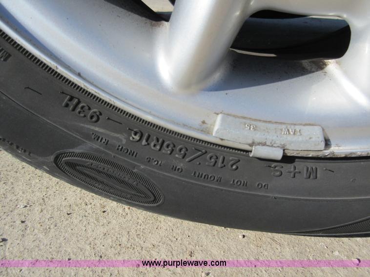 image for item AW9115 2000 Mercedes Benz E-Class E320 Wagon