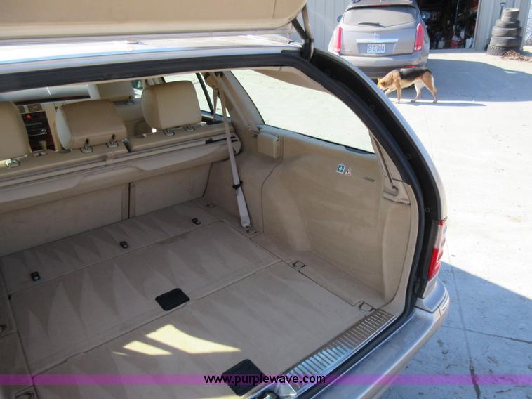 image for item AW9115 2000 Mercedes Benz E-Class E320 Wagon