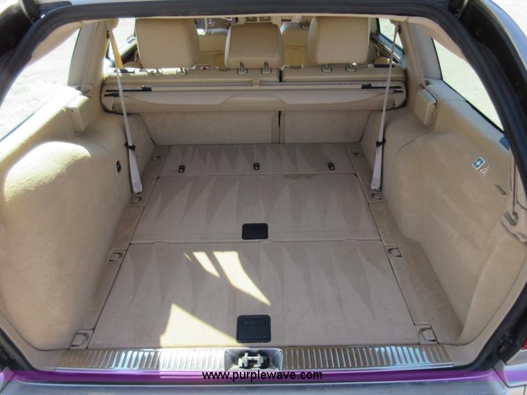 image for item AW9115 2000 Mercedes Benz E-Class E320 Wagon