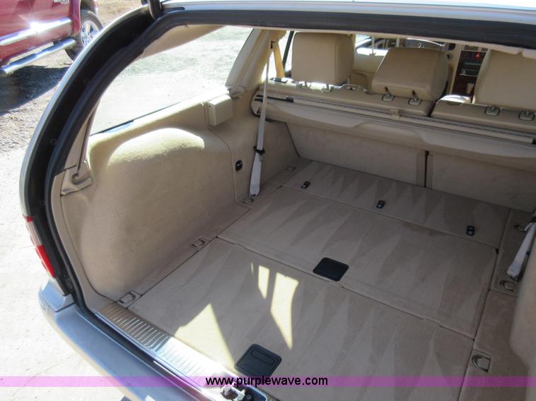 image for item AW9115 2000 Mercedes Benz E-Class E320 Wagon