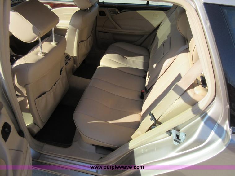 image for item AW9115 2000 Mercedes Benz E-Class E320 Wagon