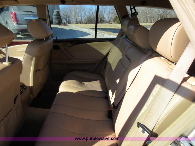 image for item AW9115 2000 Mercedes Benz E-Class E320 Wagon