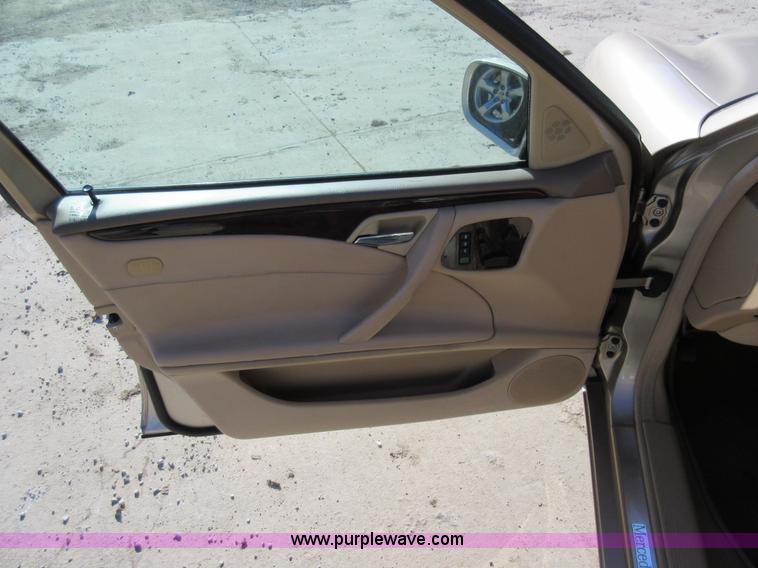 image for item AW9115 2000 Mercedes Benz E-Class E320 Wagon