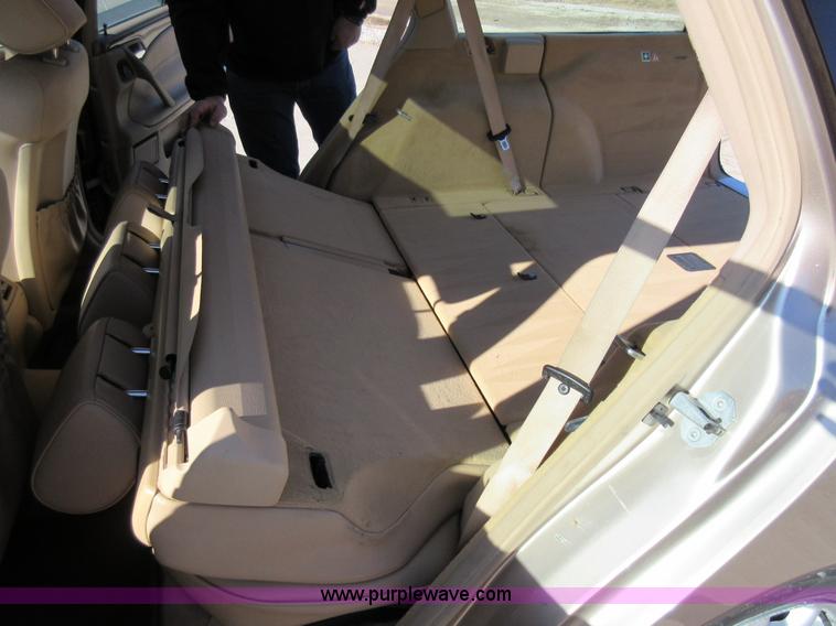 image for item AW9115 2000 Mercedes Benz E-Class E320 Wagon