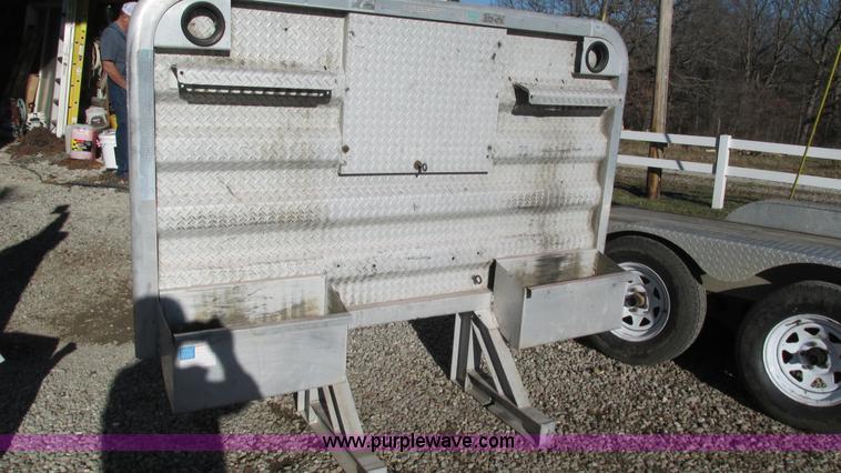 image for item AY9989 Headache rack