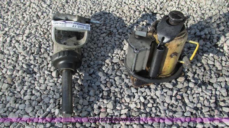 image for item AY9992 Assorted tools