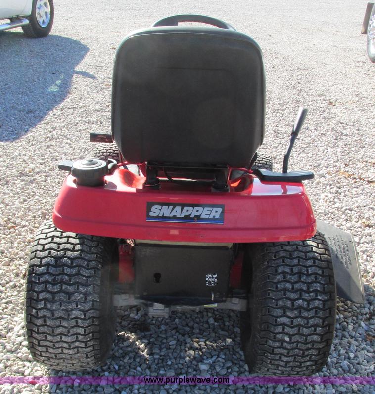 image for item AY9993 Snapper LT200 lawn mower