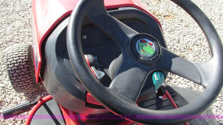 image for item AY9993 Snapper LT200 lawn mower