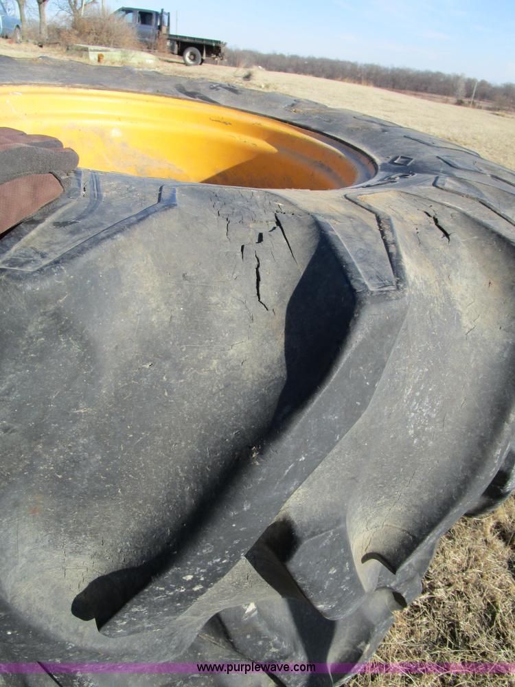 image for item BA9416 Assorted tires and wheels