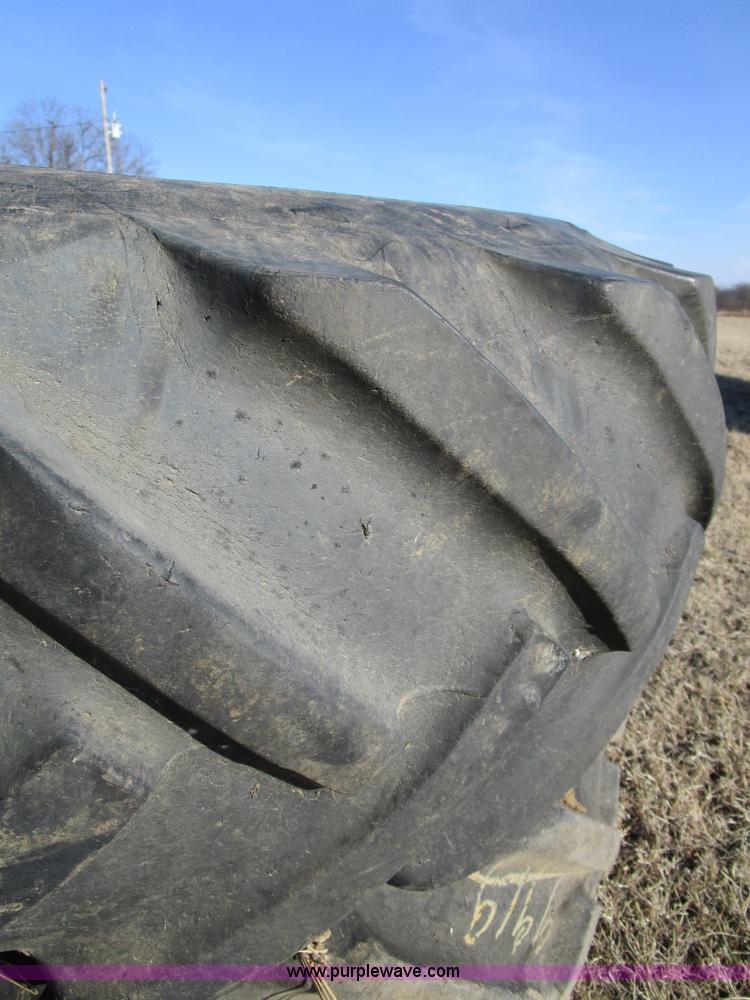 image for item BA9416 Assorted tires and wheels