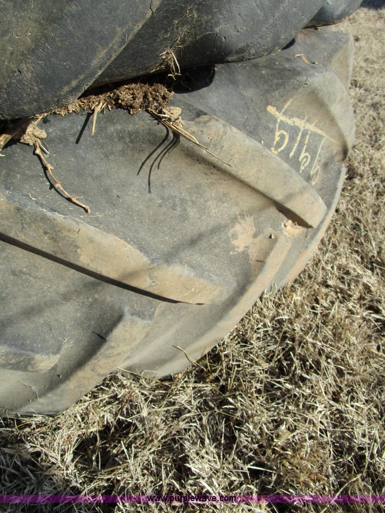 image for item BA9416 Assorted tires and wheels