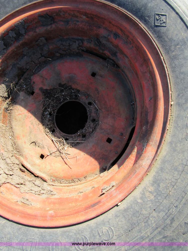 image for item BA9416 Assorted tires and wheels