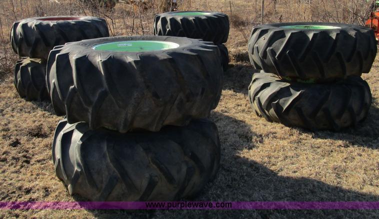 image for item BA9420 (8) 23.1-30 tractor tires