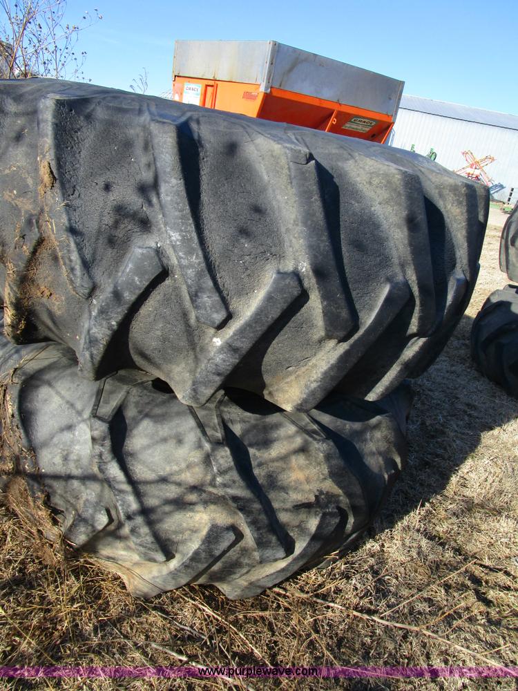 image for item BA9420 (8) 23.1-30 tractor tires