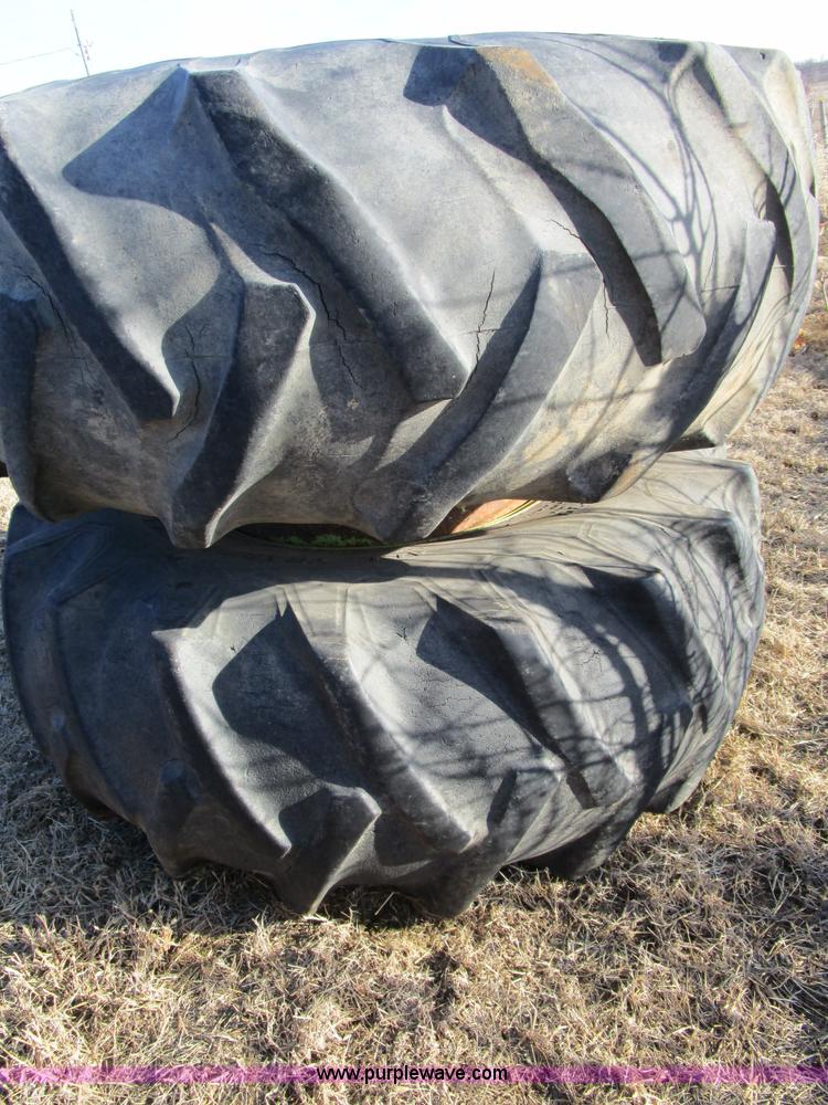 image for item BA9420 (8) 23.1-30 tractor tires