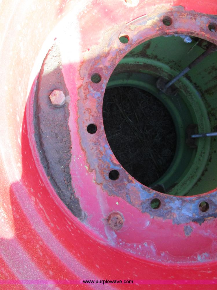 image for item BA9420 (8) 23.1-30 tractor tires