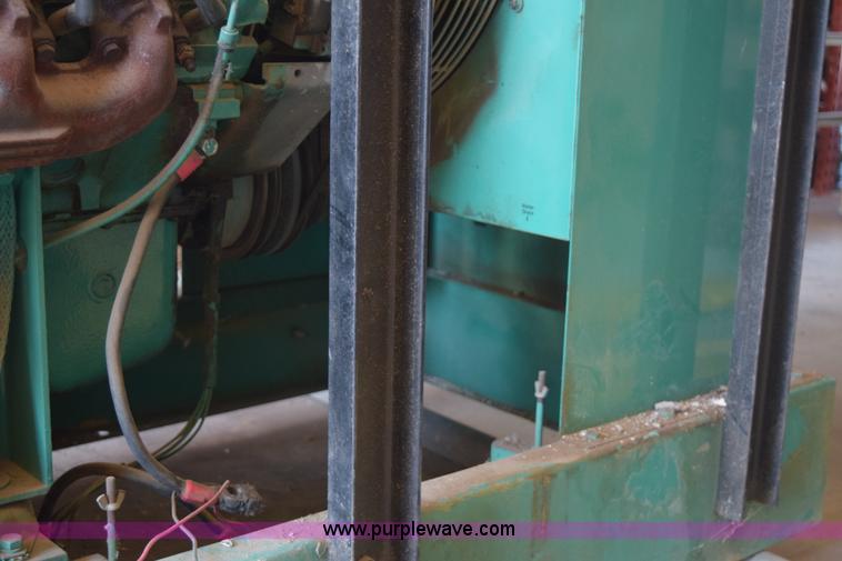 image for item BB9640 Onan 100 generator set