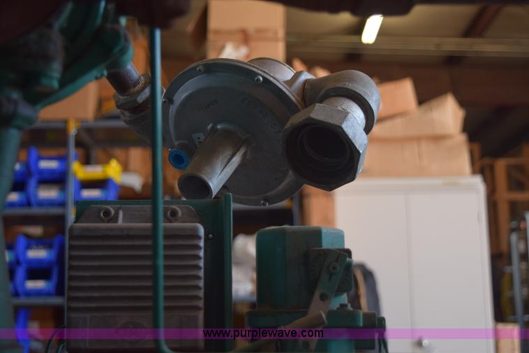 image for item BB9640 Onan 100 generator set