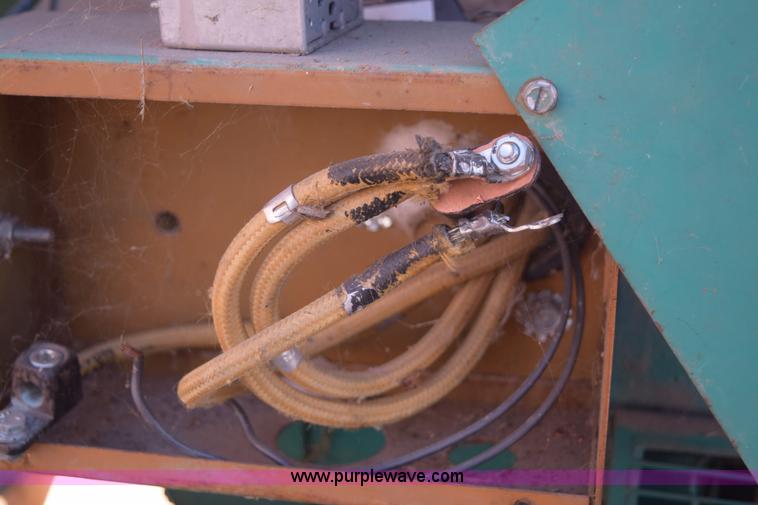 image for item BB9642 Onan generator