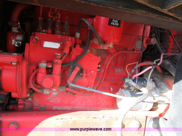 image for item D2246 Belarus 825 MFWD tractor