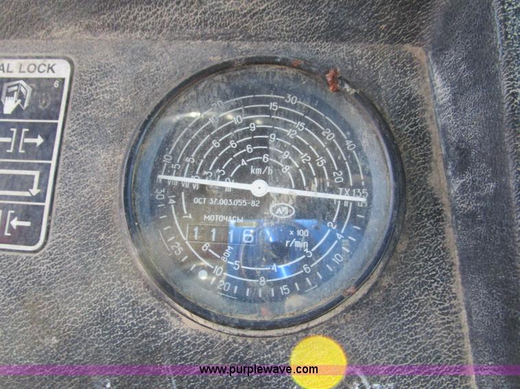 image for item D2246 Belarus 825 MFWD tractor