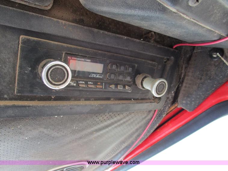 image for item D2246 Belarus 825 MFWD tractor