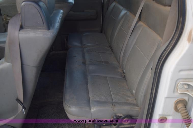 image for item E6075 2007 Ford F150 SuperCab pickup truck