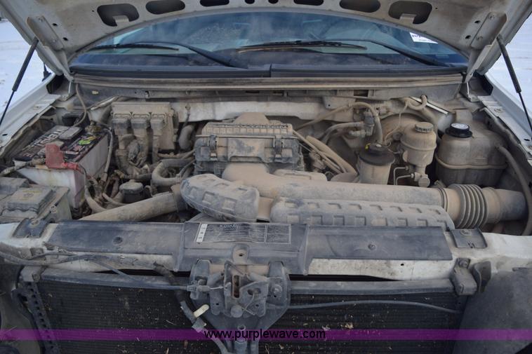 image for item E6075 2007 Ford F150 SuperCab pickup truck