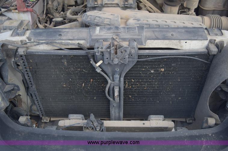 image for item E6075 2007 Ford F150 SuperCab pickup truck