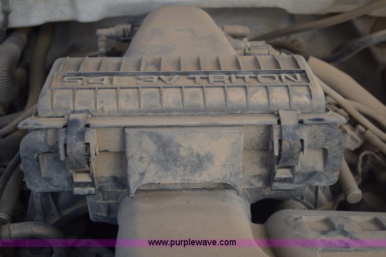 image for item E6075 2007 Ford F150 SuperCab pickup truck