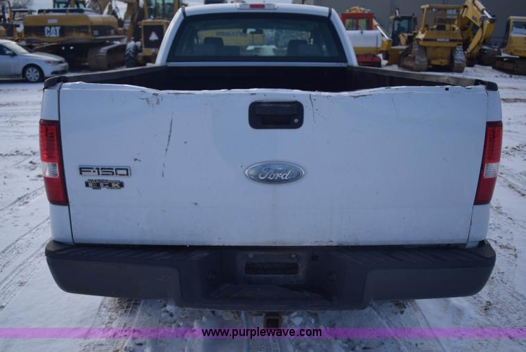 image for item E6075 2007 Ford F150 SuperCab pickup truck