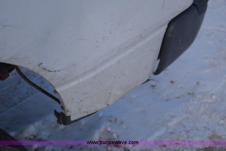 image for item E6075 2007 Ford F150 SuperCab pickup truck