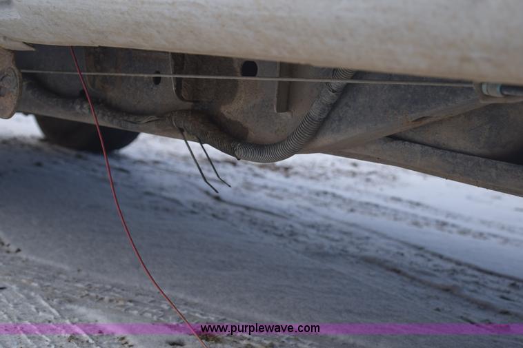 image for item E6075 2007 Ford F150 SuperCab pickup truck