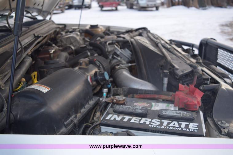 image for item E6076 2008 Ford F450 Super Duty flatbed truck