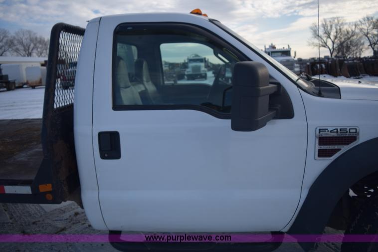 image for item E6076 2008 Ford F450 Super Duty flatbed truck