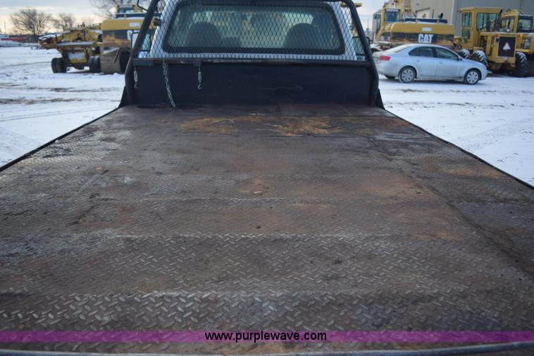 image for item E6076 2008 Ford F450 Super Duty flatbed truck