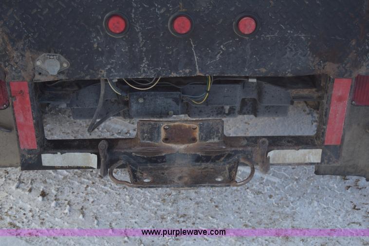 image for item E6076 2008 Ford F450 Super Duty flatbed truck