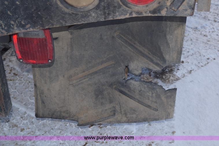 image for item E6076 2008 Ford F450 Super Duty flatbed truck