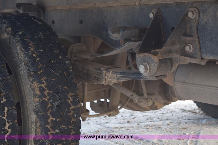 image for item E6076 2008 Ford F450 Super Duty flatbed truck