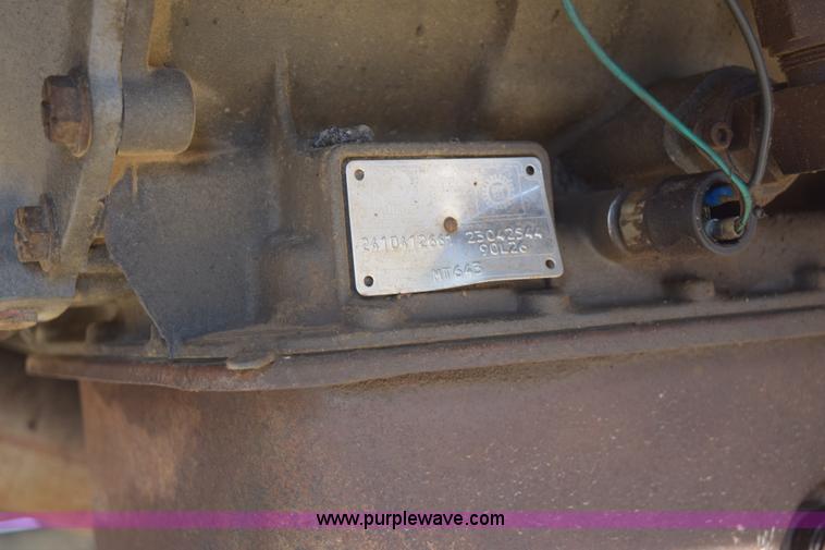 image for item E6088 1991 Ford F800 dump truck