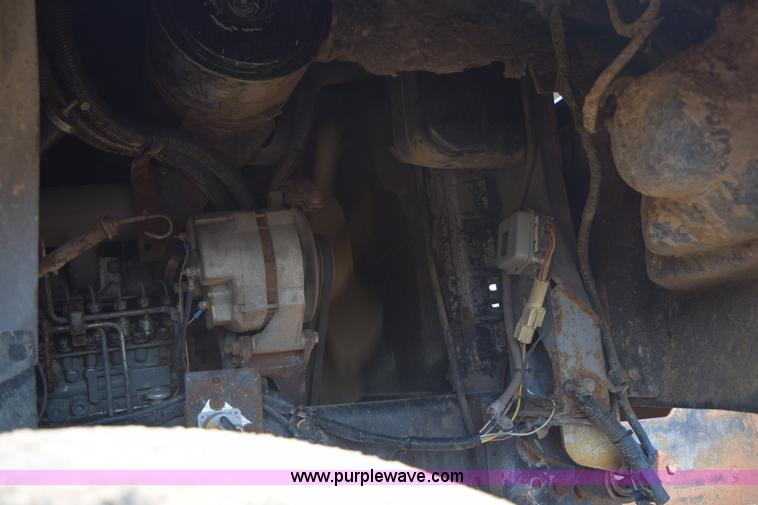 image for item E6088 1991 Ford F800 dump truck