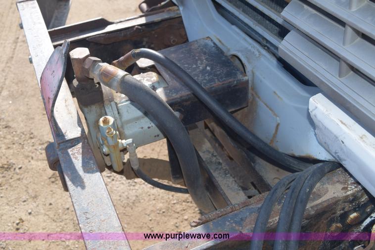 image for item E6088 1991 Ford F800 dump truck