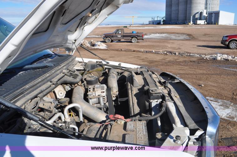 image for item F2175 2006 Ford F250 Super Duty XLT SuperCab pickup truck