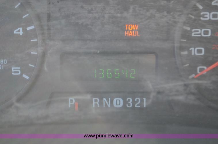 image for item F2175 2006 Ford F250 Super Duty XLT SuperCab pickup truck