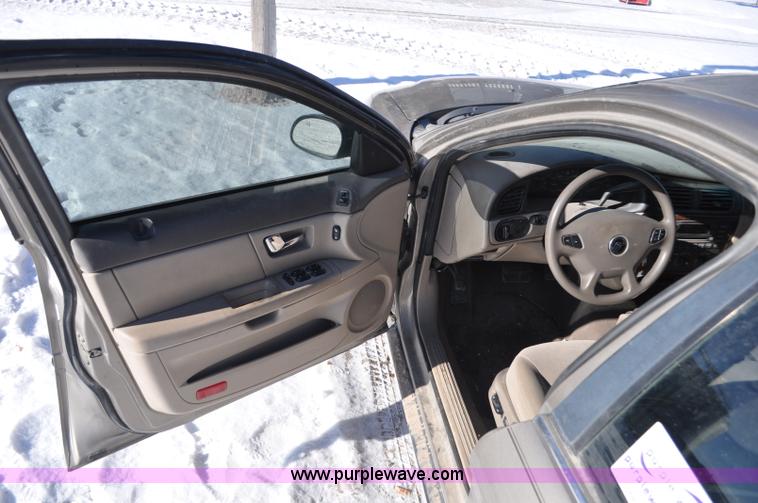 image for item F2177 2002 Mercury Sable GS