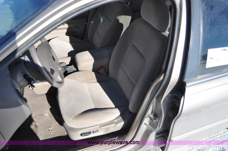 image for item F2177 2002 Mercury Sable GS