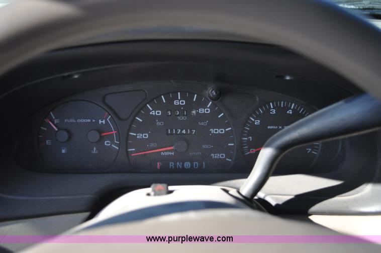 image for item F2177 2002 Mercury Sable GS