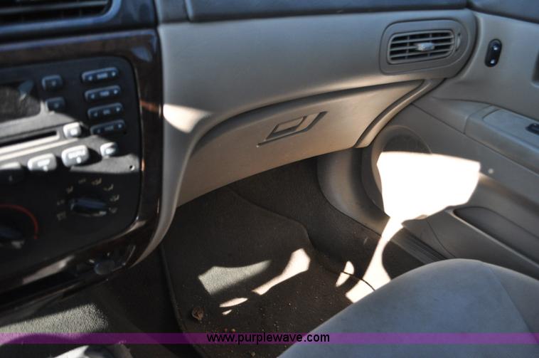 image for item F2177 2002 Mercury Sable GS