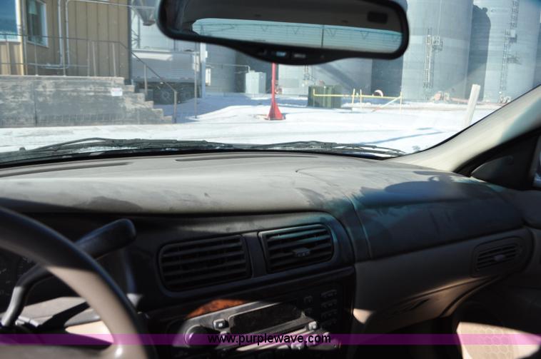 image for item F2177 2002 Mercury Sable GS