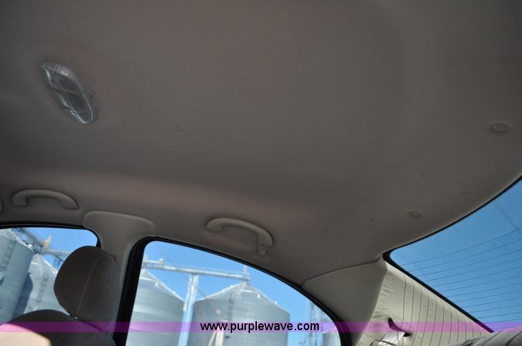 image for item F2177 2002 Mercury Sable GS